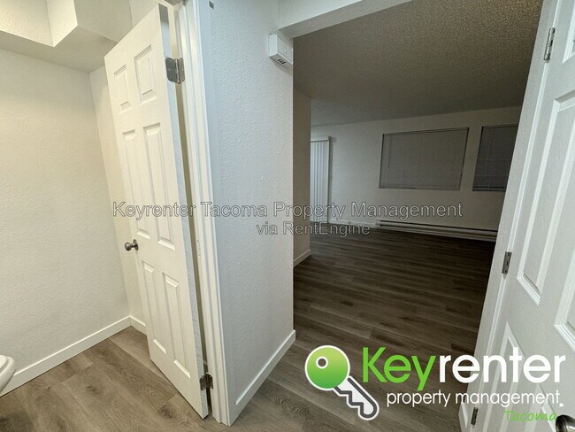 Foto del edificio - 15911 18th Ave Ct E