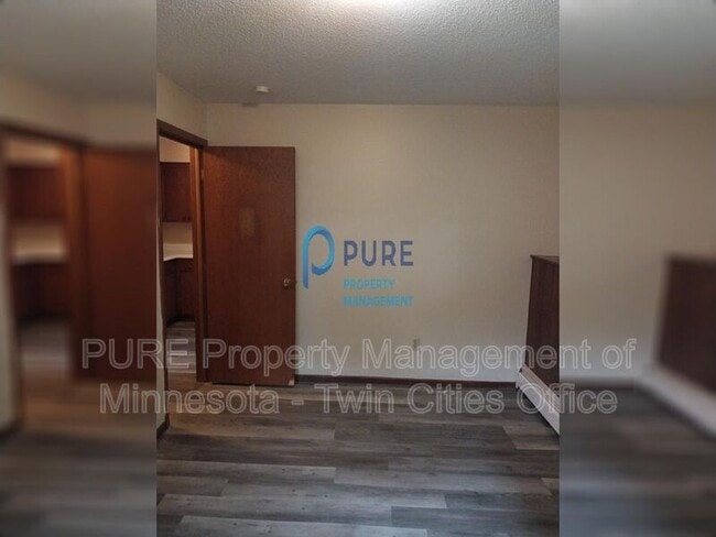 Building Photo - 144 13th Ave S