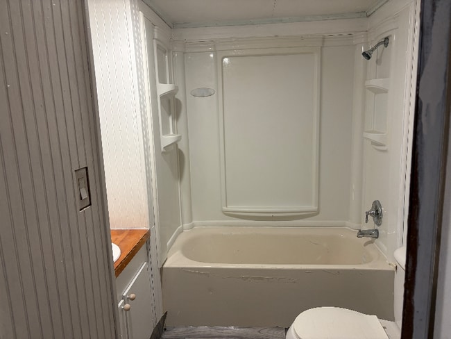 Foto del edificio - 9640 Gatun St