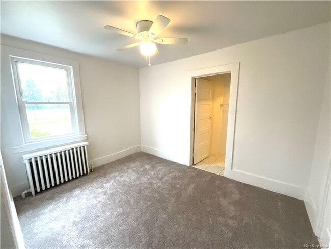 Building Photo - 15 Pleasant View Ave