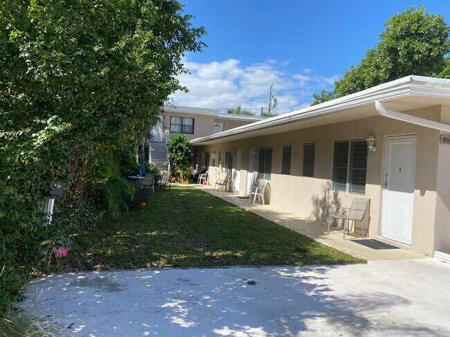 Building Photo - 4609 Bougainvilla Dr