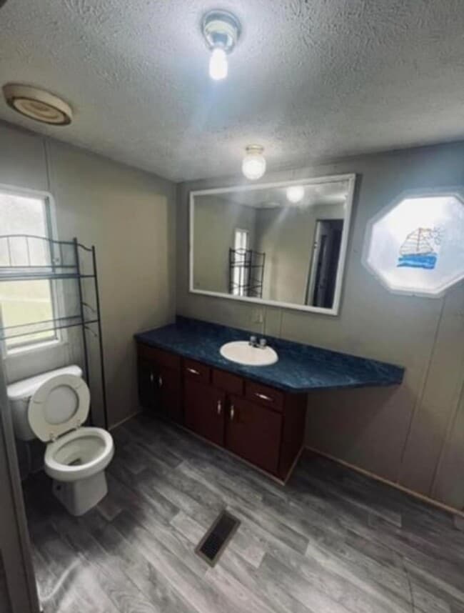 Building Photo - 2 Bed 2 Bath MH For Rent