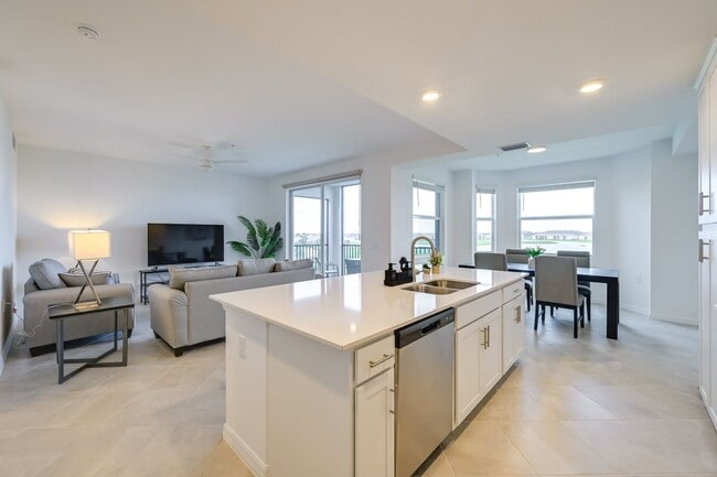 Building Photo - 5749 Double Eagle Cir