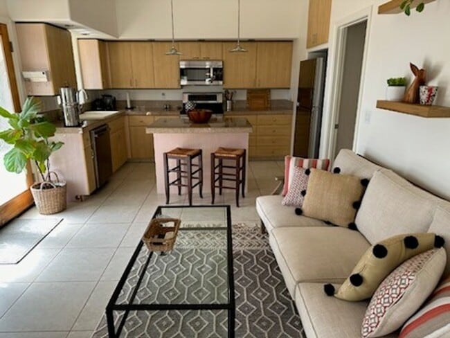 Foto del edificio - Maui Meadows- beautifully renovated 2-bedroom, 1-bath private cottage w/ a POOL