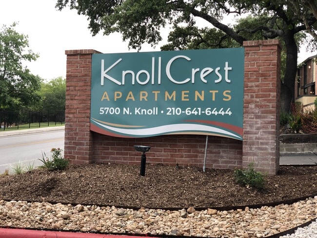 Building Photo - Knoll Crest