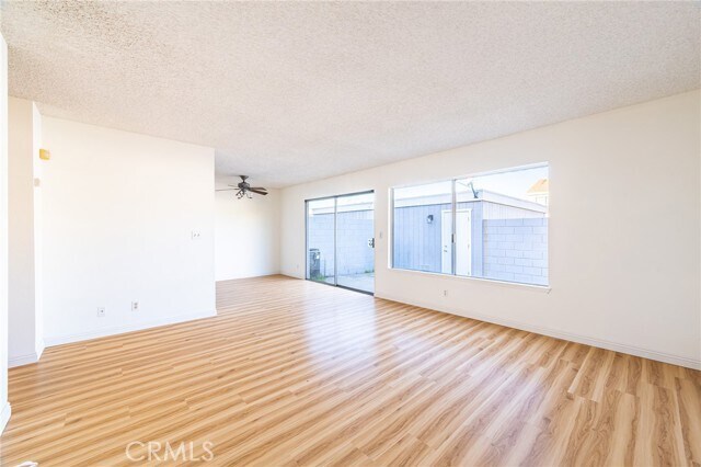 Foto del edificio - 1044 Cyn Spg Ln