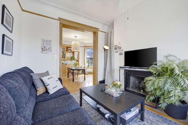 Foto del edificio - 3132 N Clifton Ave