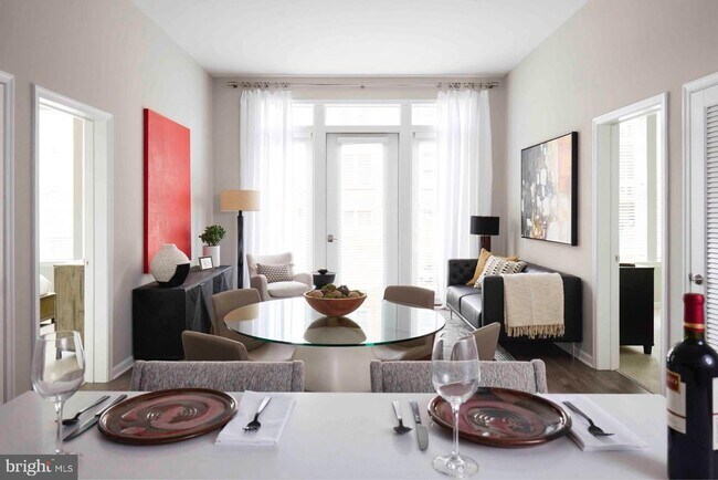 Foto del edificio - 8525 Chevy Chase Lake Terrace