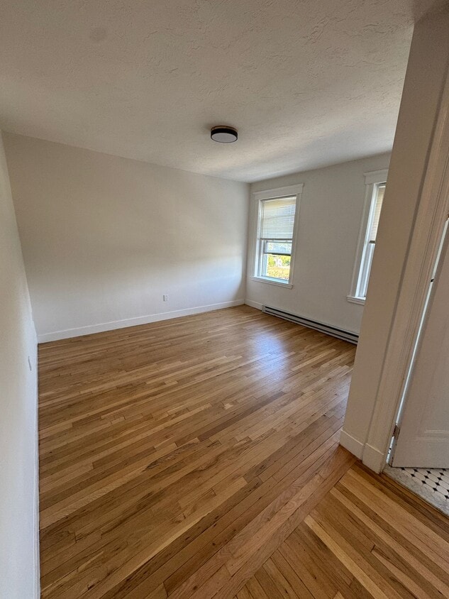 Primary Photo - 131 Park Dr