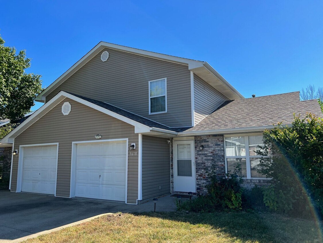 Foto principal - 3616-3618 Pimlico Dr