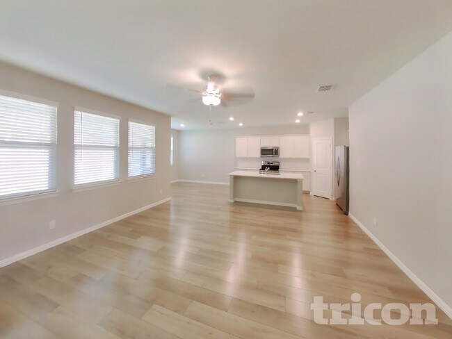 Building Photo - 219 Jenkinson Dr