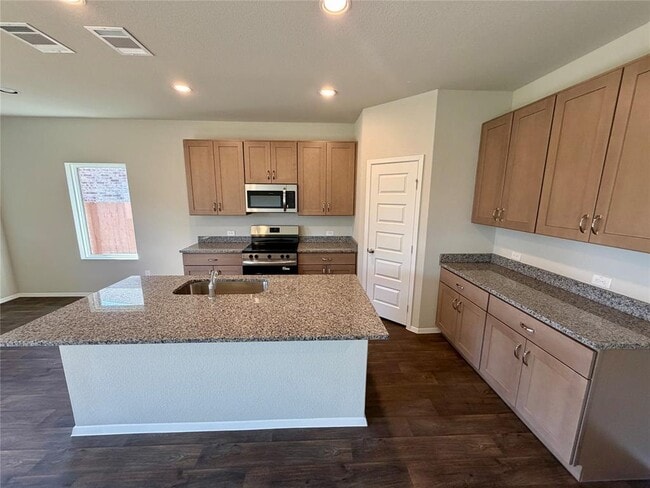 Foto del edificio - 117 Rocky View Ln