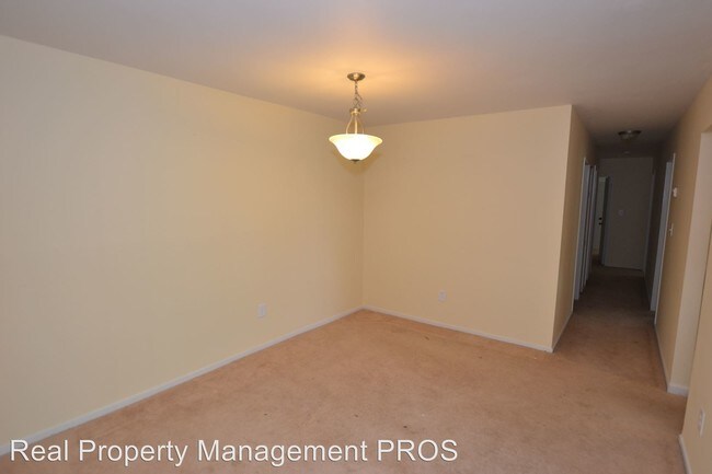 Foto del edificio - 563 Florida Ave