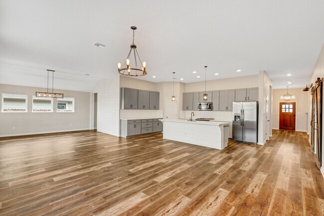 Foto del edificio - 104 Joseph Hawkins Ln