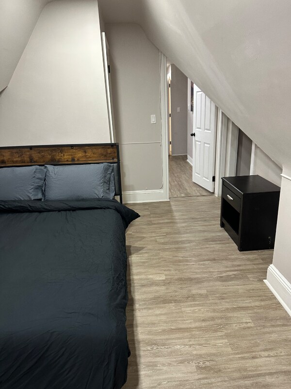 Foto principal - 204-18 115th Ave