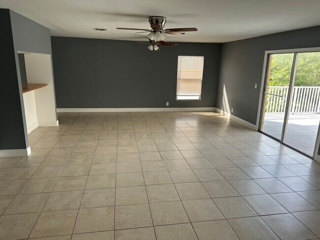 Building Photo - 5401 N Dixie Hwy