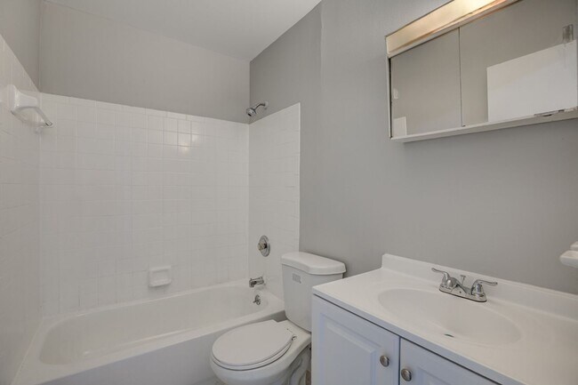 Foto del edificio - 2842 Montana Ave