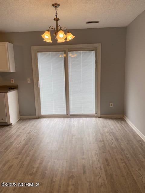 Foto del edificio - 7304 Stonewood Ct