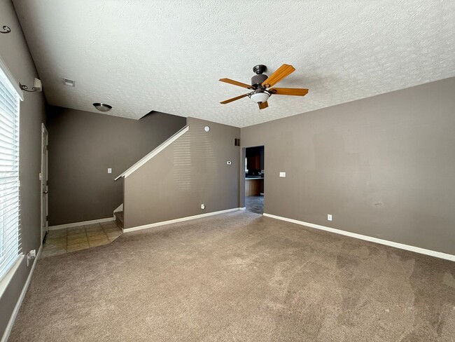 Foto del edificio - SPACIOUS, 2 STORY
