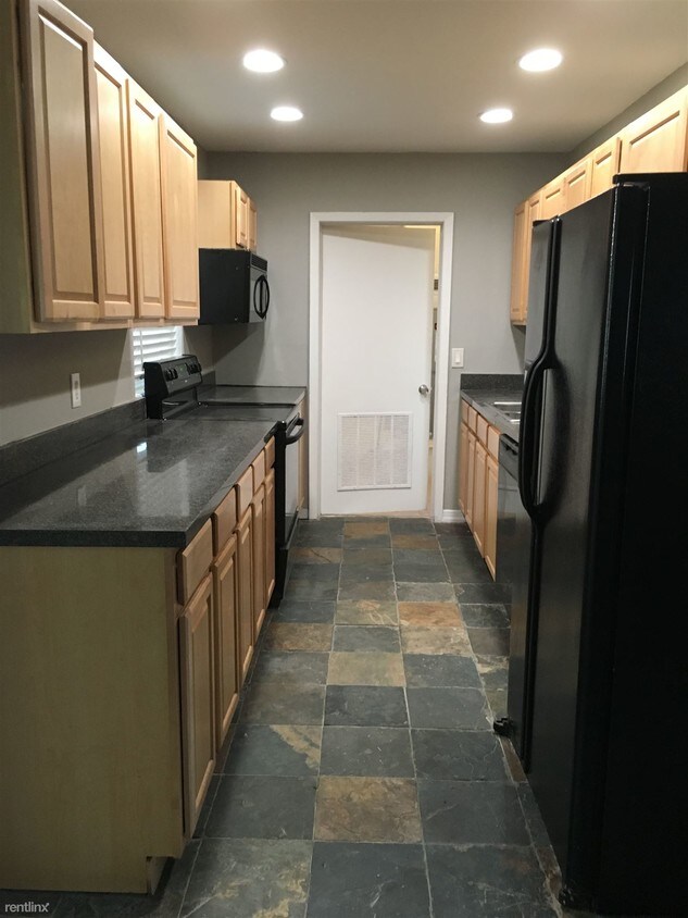 Primary Photo - 3 br, 2 bath House - 9012 Ava Lake Dr