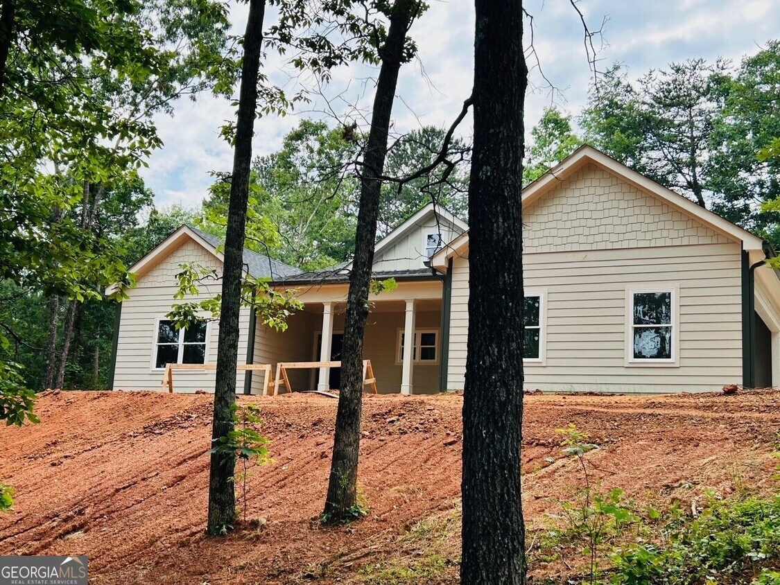 Foto principal - 5775 Adrian Ln