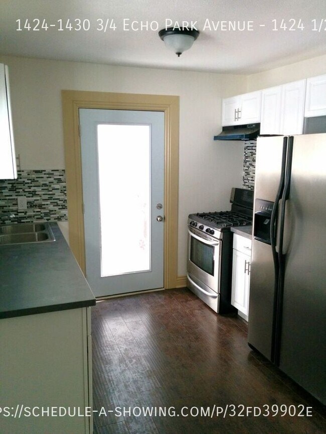 Foto del edificio - 1424-1430 3/4 Echo Park Avenue-1424 1/2