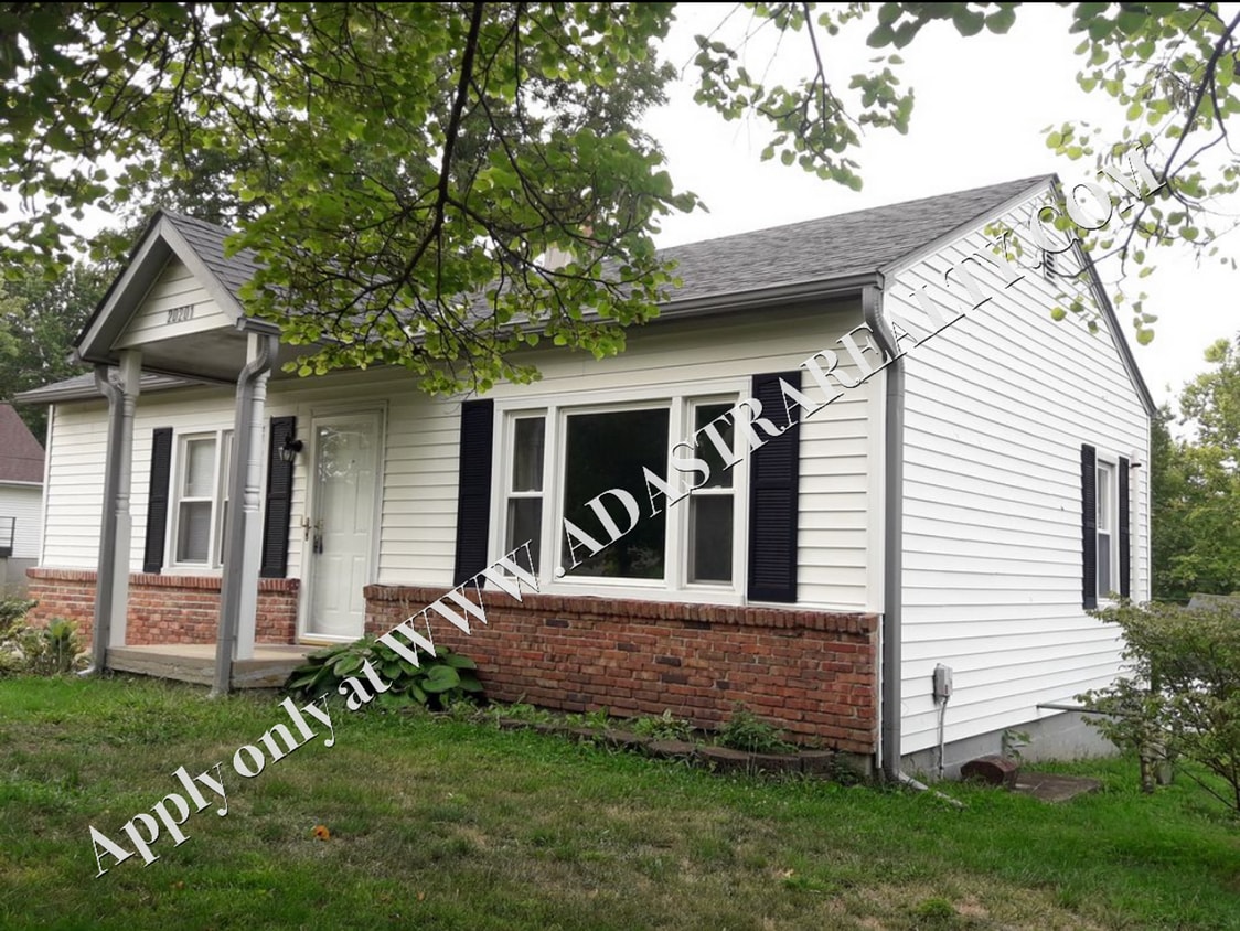 Primary Photo - Nice 3 Bedroom Ranch in Independence-Avail...