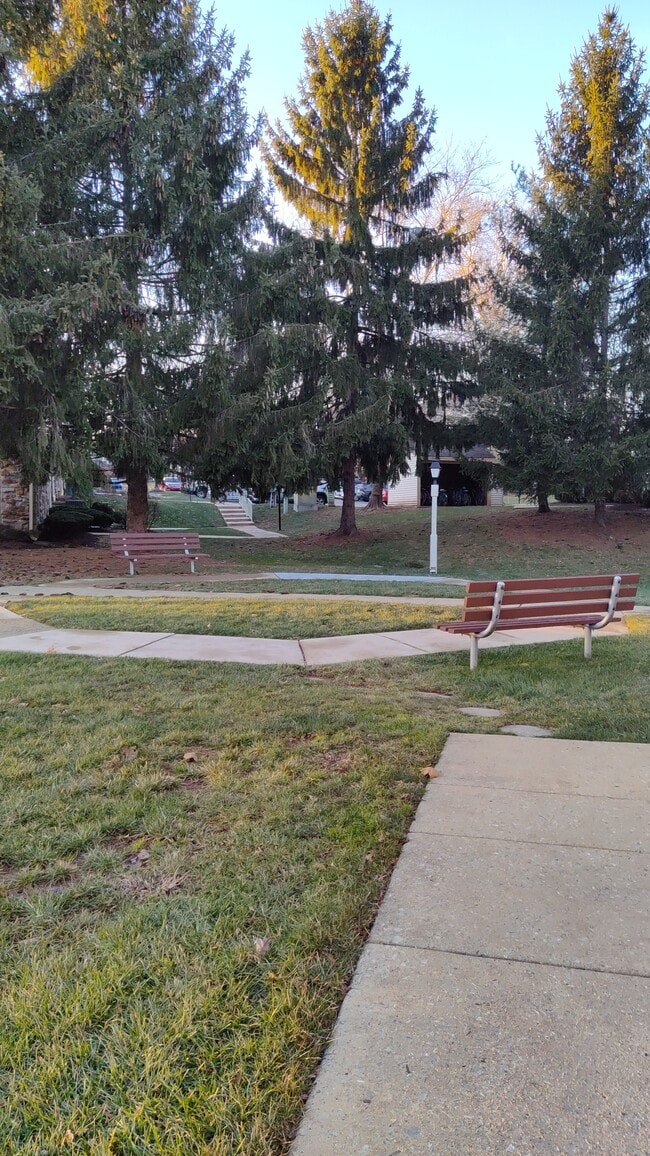 909 Foxmeadow Dr Unit 909, Royersford, PA 19468 Condo for Rent in