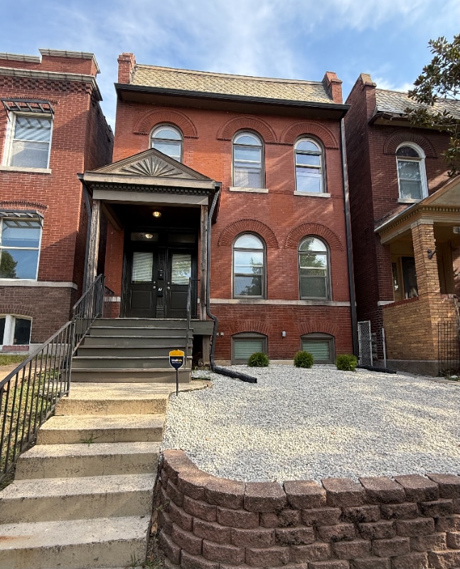 Building Photo - 4541 Oakland Ave