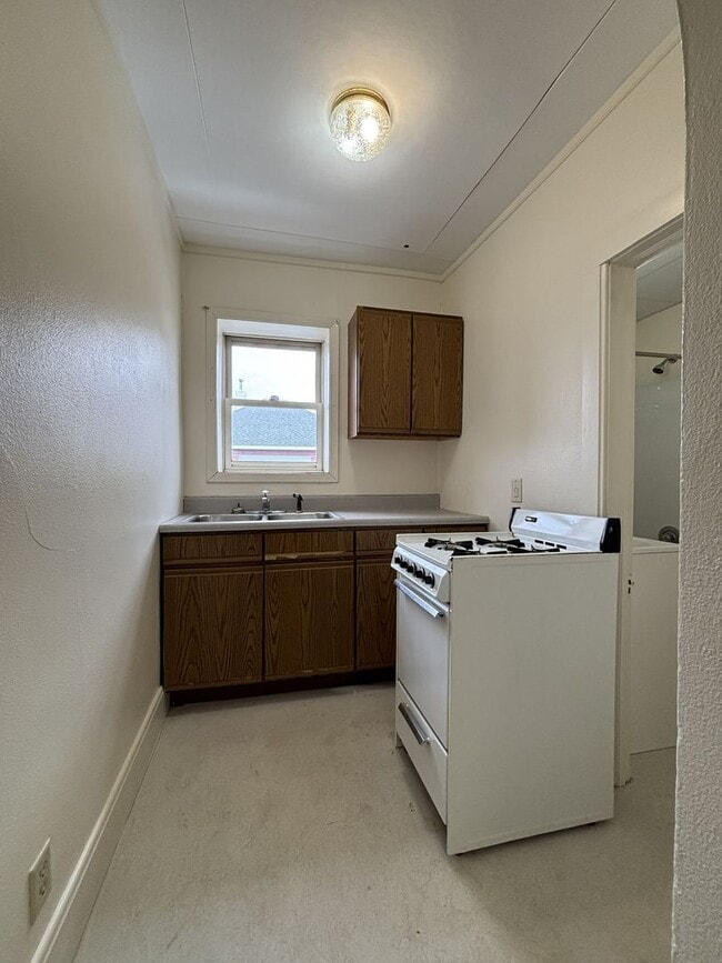 Foto del edificio - 117 N Main St