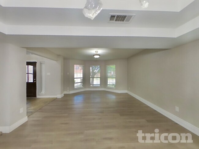 Foto del edificio - 220 Flatwood Dr