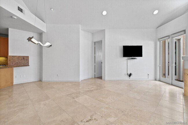 Foto del edificio - 7622 Herschel Ave