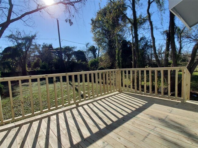 Building Photo - 4514 Willowbrook Blvd