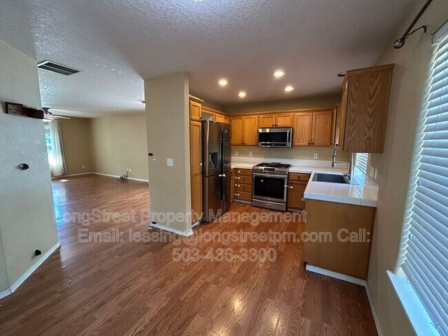 Foto del edificio - 2958 NE 13th Dr