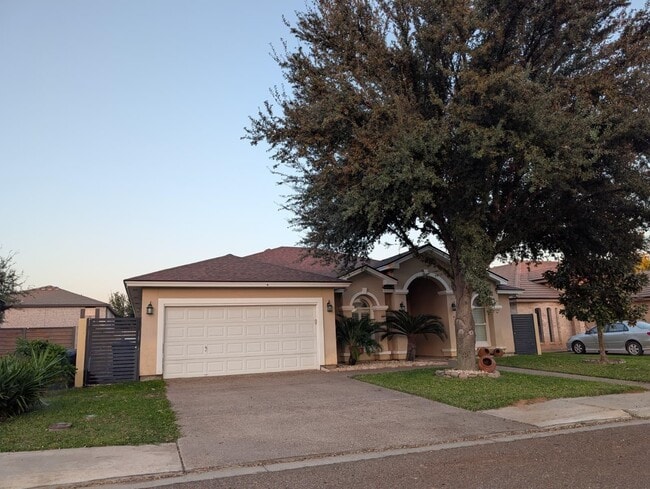 Foto del edificio - 415 Starling Creek Loop