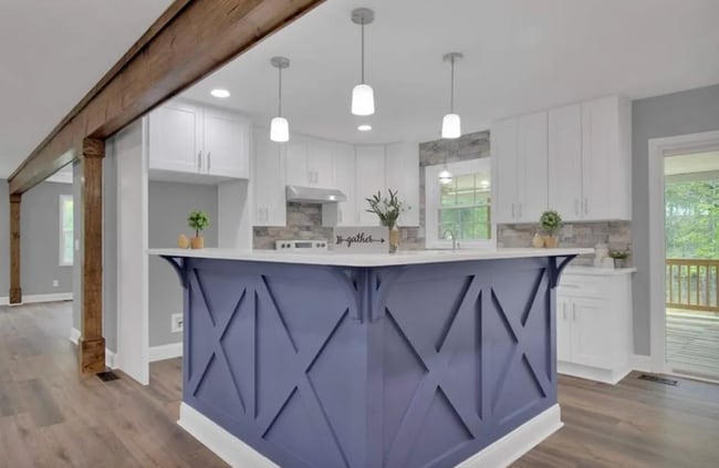 Building Photo - NEW LISTING!!!!!
