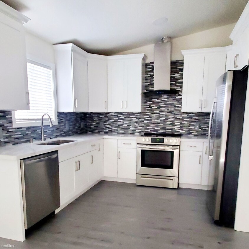Primary Photo - 2 br, 2 bath House - 345 Park Hill Drive 345