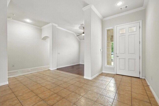 Building Photo - 10000 La Jolla Way