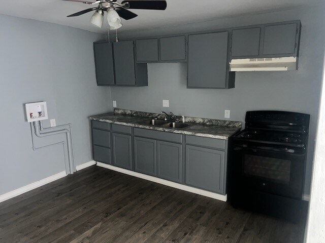 Foto principal - 422 S 13th St