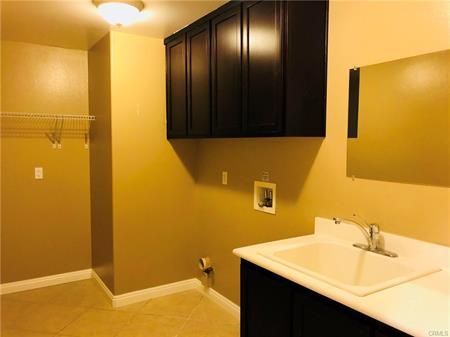 Building Photo - 7093 Barwick Ct