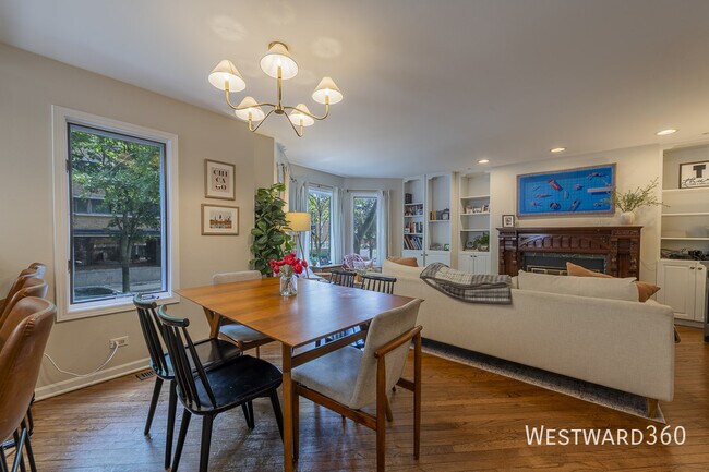 Photo - 2336 N Lakewood Ave Townhome