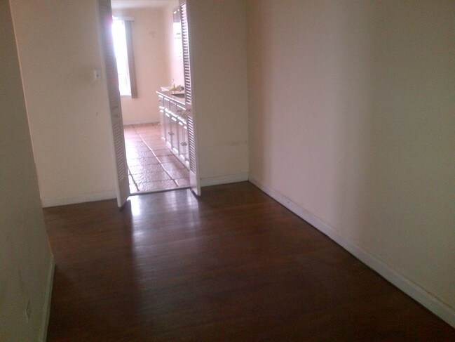 Foto del edificio - 2265 Gerritsen Ave