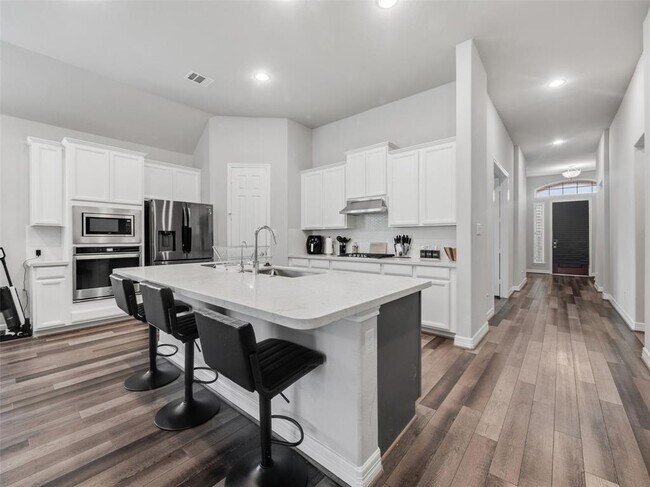 Foto del edificio - 4415 Millstone Dr