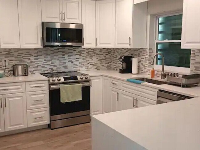 Foto del edificio - 3 Bedroom Single Family Home in Boca Raton