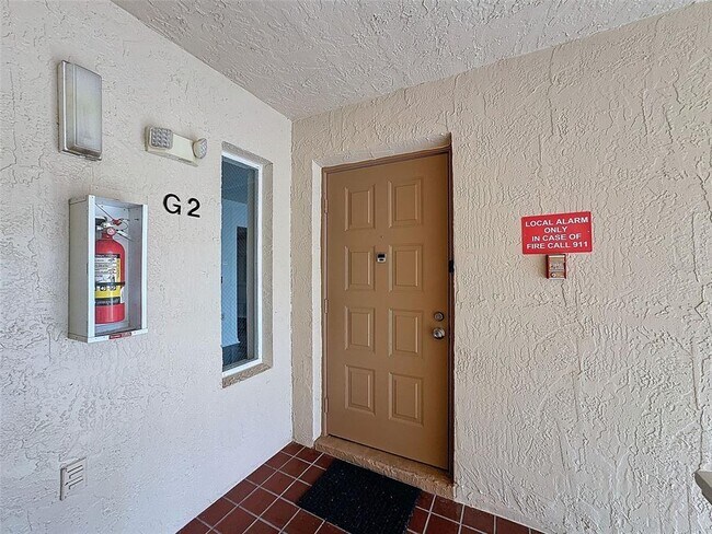 Foto del edificio - 12218 Fox Chase Dr