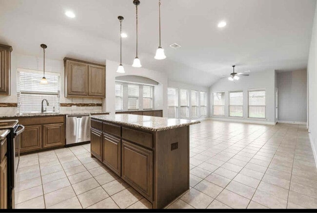 Photo - 4228 Sweet Clover Ln House