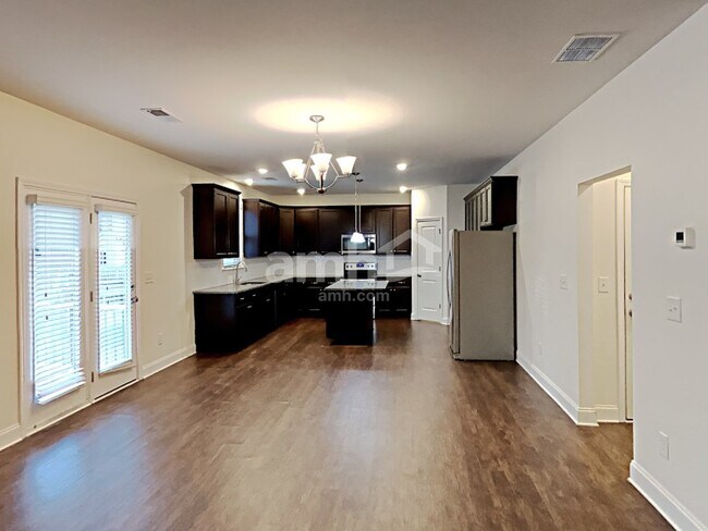 Foto del edificio - 2133 Leafmore Ct SE