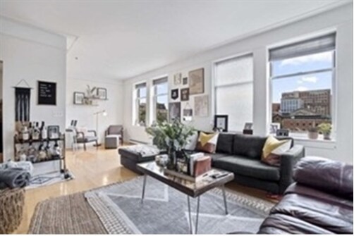 Foto del edificio - 1601 Washington St
