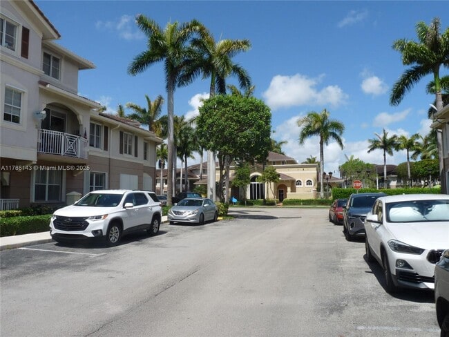 Foto del edificio - 8980 W Flagler St