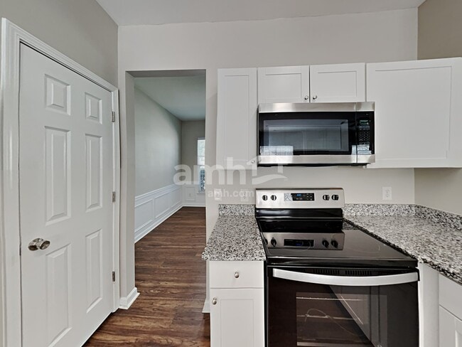 Foto del edificio - 9130 Hillston Ridge Rd